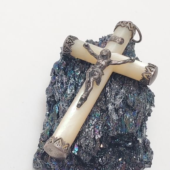 Antique French Mother of Pearl Cruxific 1800 Pendant Sterling Silver Large - Picture 2 of 11